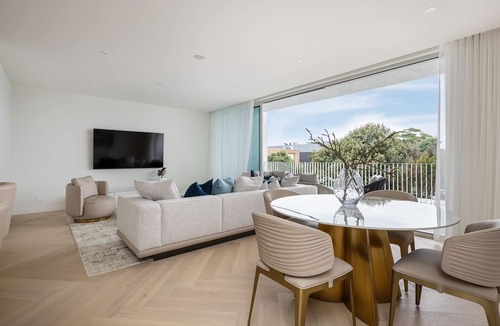 Dromana Apartment | Dromana Beach Suites - 101