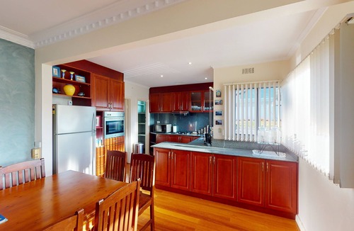 Dromana House | Dromana Seaside Escape - 400m to the beach - Optional Boatshed