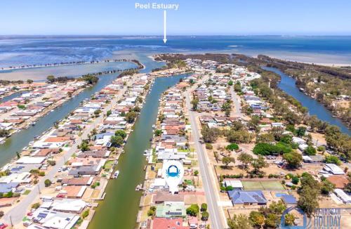 South Yunderup House | Drop your Anchor in Yunderup