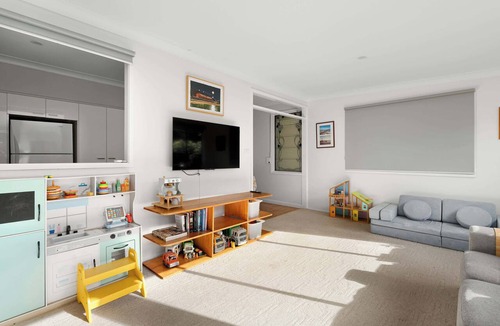 Dudley House | Dudley Family Home - Yard, Pets & Beach Walks