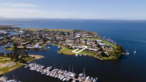 Paynesville House | Dun Ri