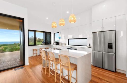 Tomakin House | Dunes at Tomakin managed by Batemans Bay Accom