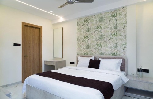 Hingoli Hotel | Dwarka Palace