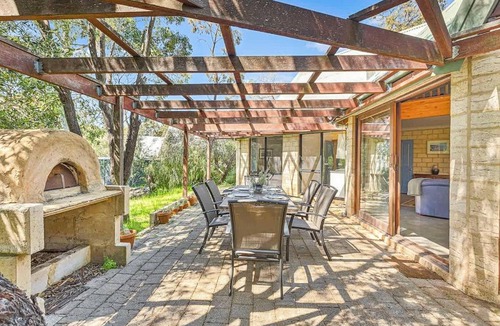 Eagle Bay House | Eagle Bay Beach Lodge - Escape to Coastal Serenity
