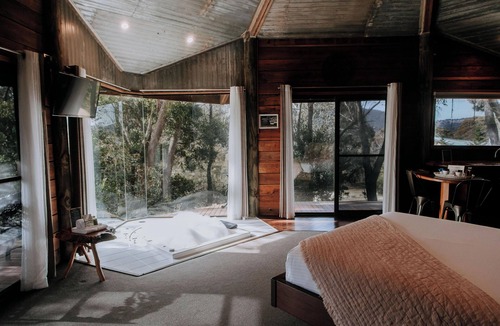 Rydal Hotel | Eagle View Escape