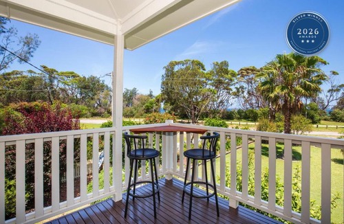 Callala Bay House | Eagles Point - Water Views - Pet Friendly