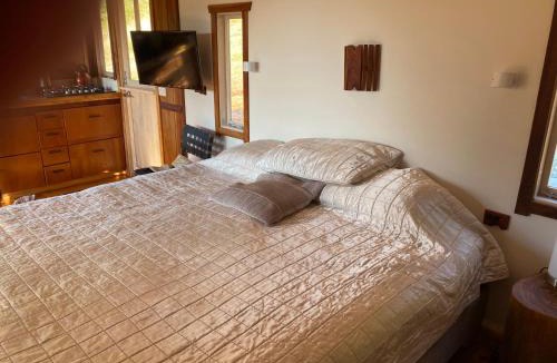 Upper Burringbar House | Eagles Rest, a retreat for two AWD,4WD access