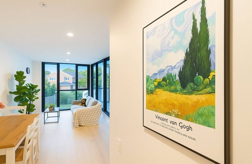 Reid Apartment | Easeful Canberra CBD 2BR Apt