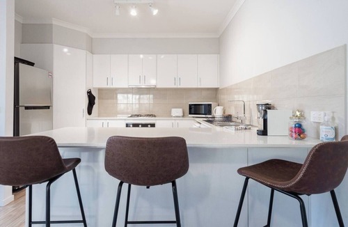 Capel Sound House | Eastbourne Escape A Family Haven by the Foreshore