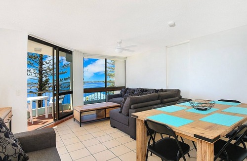 Golden Beach Apartment | Eastbourne U4, 80 Esplanade, Golden Beach