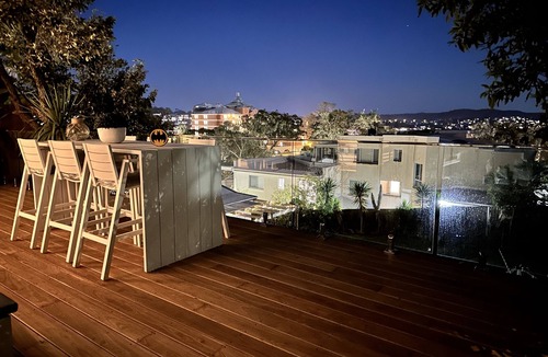 Terrigal Apartment | EASTER ! WOW factor : LUX TERRIGAL BEACH SEA LA VIE apartment