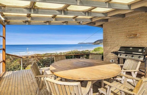 Eastern View House | Eastern Magic | Beach access at your door!