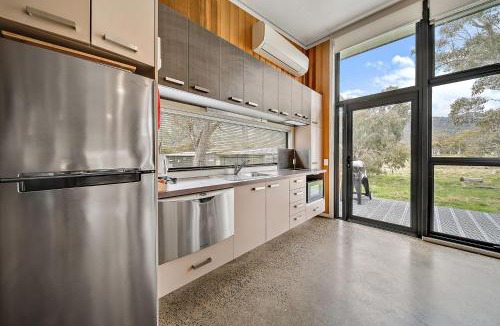 Crackenback House | Ecocrackenback 8 Sustainable Accessible chalet.