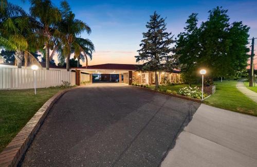 West Wodonga Hotel | Econo Lodge Border Gateway Wodonga
