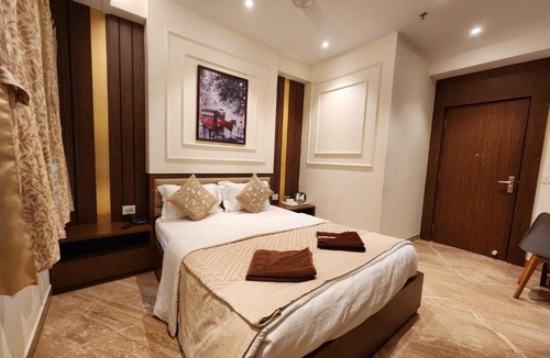 Arambag Hotel | Eennra Arambagh