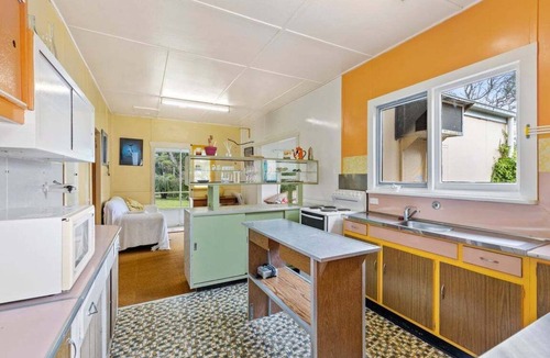 Bendalong House | Elanora ~ Original Beach Cottage
