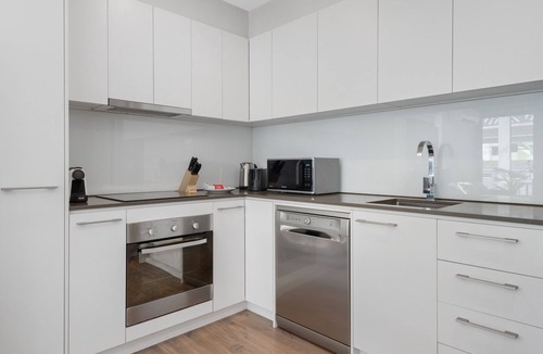 Preston Apartment | Elegant 2-Bed with Large Balcony by High Street