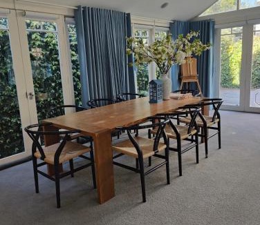 Ormond Villa | Elegant Art Deco Gem Cosy 3BR Retreat