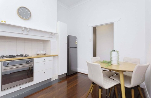West Perth House | Elegant Art Deco Semi Detached 2-Bed Home by Parks