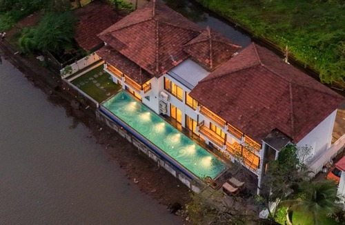 Pilerne Industrial Estates Villa | Elivaas Privé Villa Fleuve 6-BHK Riverfront Hideaway With Infinity Pool & Bathtub