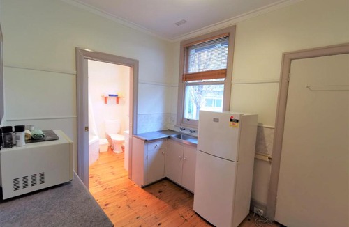 Bright Cabin | Elm Lodge Bright
