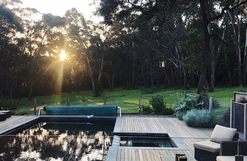 Red Hill South Cottage | Elsewhere Red Hill - on 10 acres - 6 mins to beach