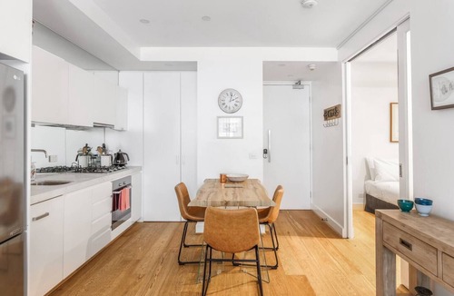 Elwood Apartment | Elsters Edge A Stylish Elwood Escape with Terrace