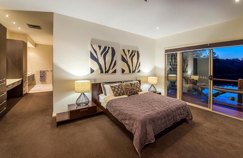 Emerald Beach House | Emerald Beach Lake Front Estate