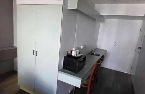 Emerald Hotel | Emerald Central Hotel
