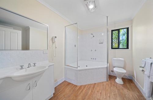 Emerald Apartment | Emerald Motel Apartments