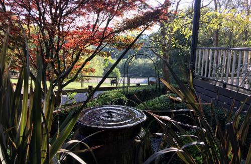 Emerald Bed & Breakfast | Emerald Ridge