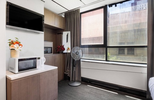 Adelaide Central Business District Hotel | Eminence on Bank