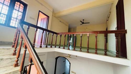 Vyttila Hostel | Empire Hostel