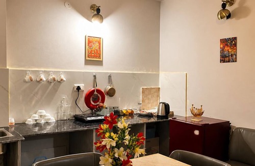 Mathura Apartment | Endless Vrindavan Stay | Home Away from Home