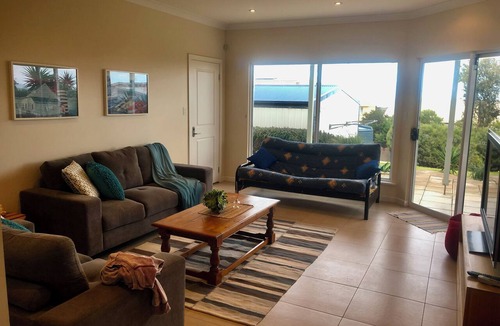 Goolwa Beach House | Enjoy Panoramic coastal views at this spacious hilltop property. Linen included.