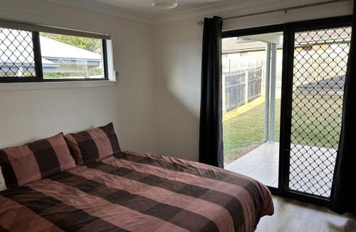 Waterford West House | Entire 4 Bedroom Home