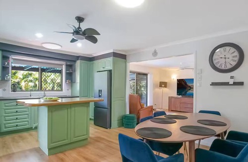 Kippa-Ring House | Entire home in Kippa-Ring, Australia