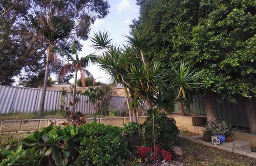 Marangaroo House | Entire House with 4 bedrooms and Fully Air-Conditioned
