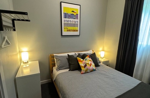 Normanville Cabin | Entire Private Lodge for Exclusive Use-Perfect for Groups