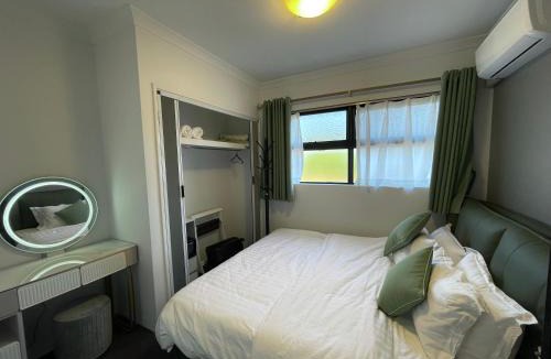 Victoria Park House | Equitice Spring Moonlight Villa - Shared Property