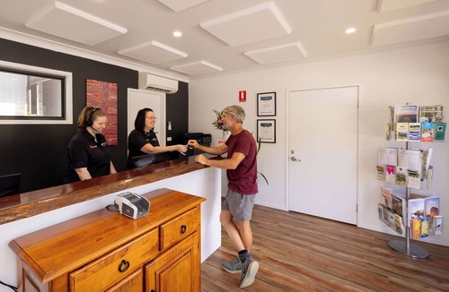 Esk Cabin | Esk Caravan Park & Motel