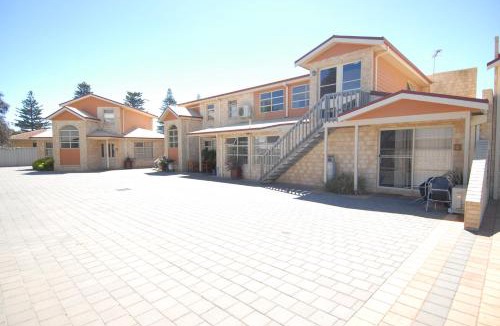 Esperance House | Esperance Foreshore Apartments