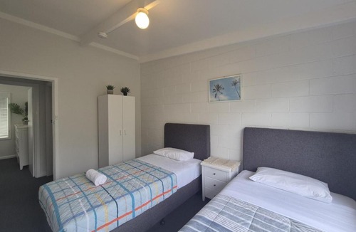 Castletown Apartment | Esperance Little Units 3
