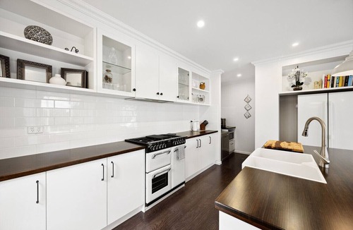 Dawesville House | Estuary Poolside Escape in Dawesville Mandurah