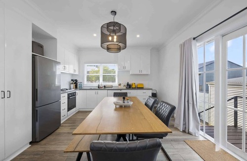 Ballarat East House | Eureka! We struck a golden home