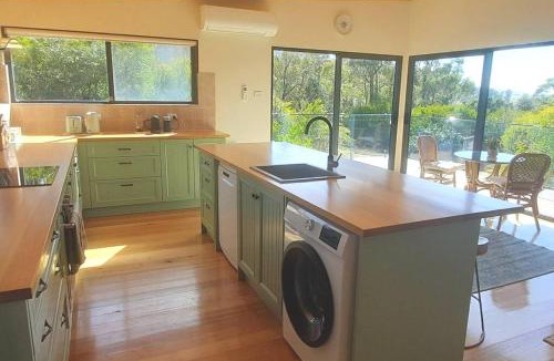 Primrose Sands House | Evergreen Cabin