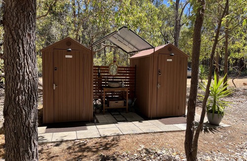 Mount Helena Resort | Eversprings Glamping - Eco retreat - Mirkwood