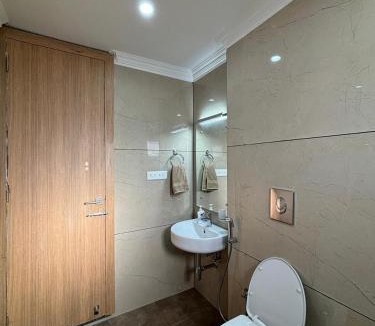 Srinagar Apartment | Evoque Suites