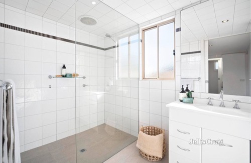 Ballarat East House | Exceptionally renovated miners cottage