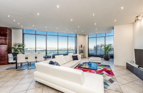 Southbank Apartment | Exclusive Stays - Gallery Penthouse